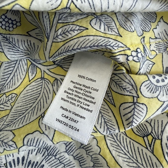 Talbots Gray and Yellow Buttoned Cuffed Sleeve Top - Picture 7 of 9